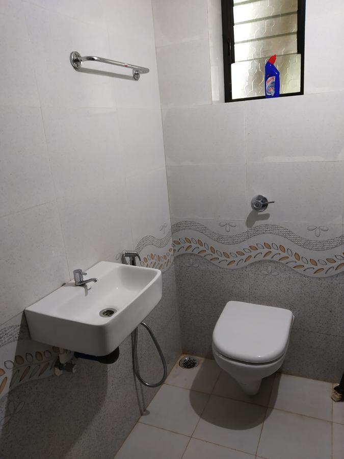 Prafulla Homestay カルワル エクステリア 写真